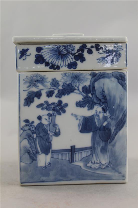 A Chinese blue and white square food container, Xuande mark, late 19th / early 20th century, 16.5cm